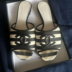 Chanel Flat Mules/Sandals size 38